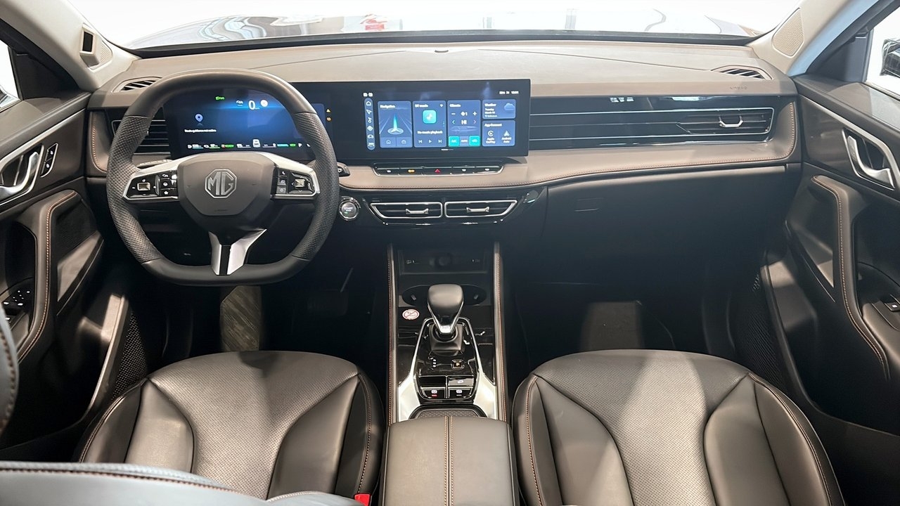 MG HS LUXURY PLUG-IN HYBRID 2024, photo 5/12