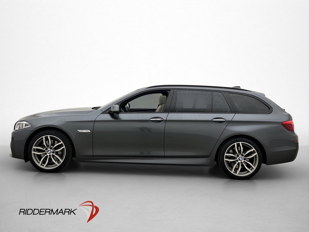 BMW 530 2016, bild 2/30