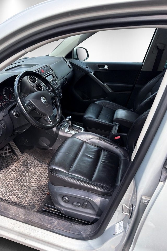 Volkswagen Tiguan 2009, bild 6/7