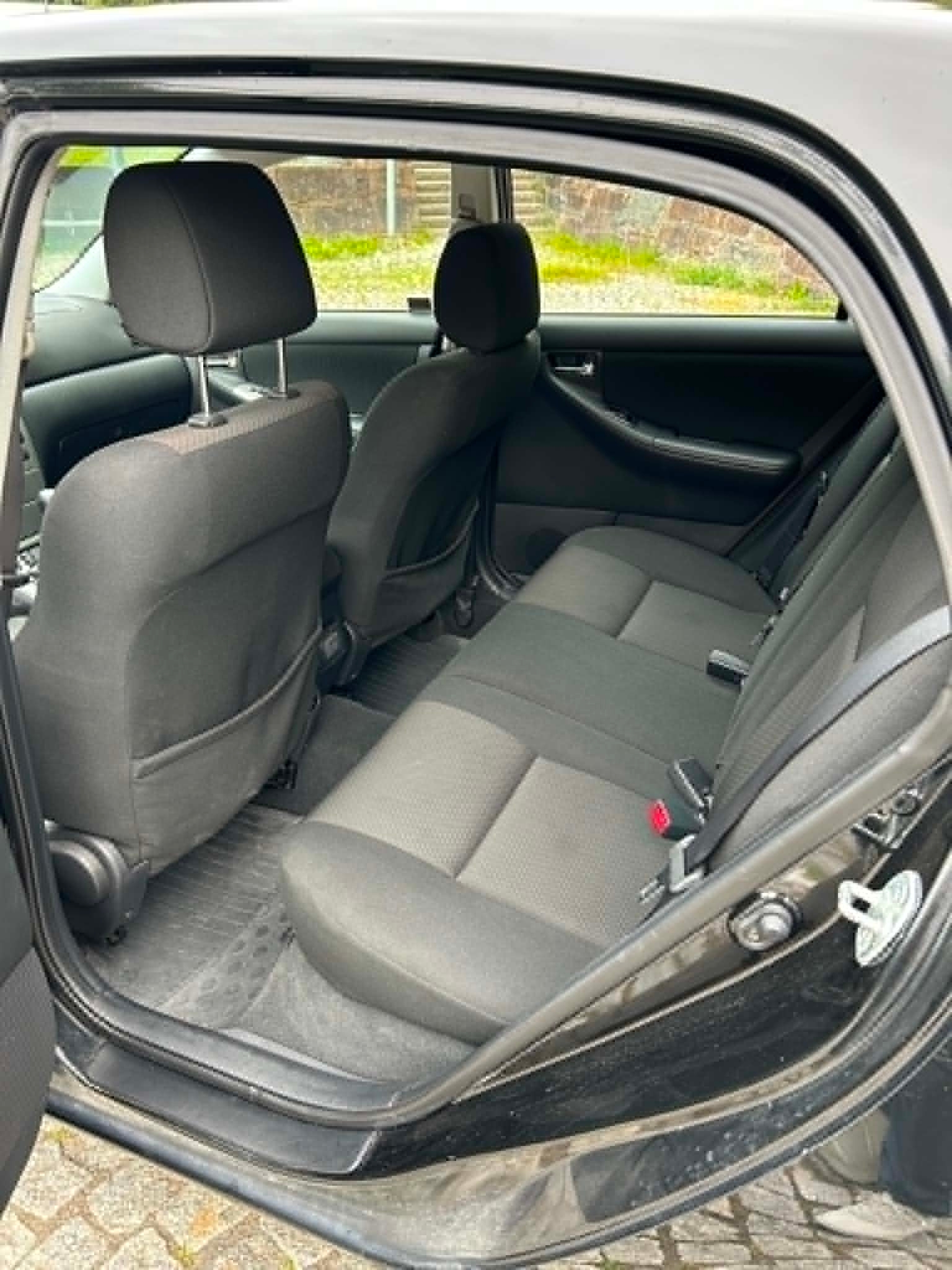 Toyota Corolla 2005, kuva 7/7
