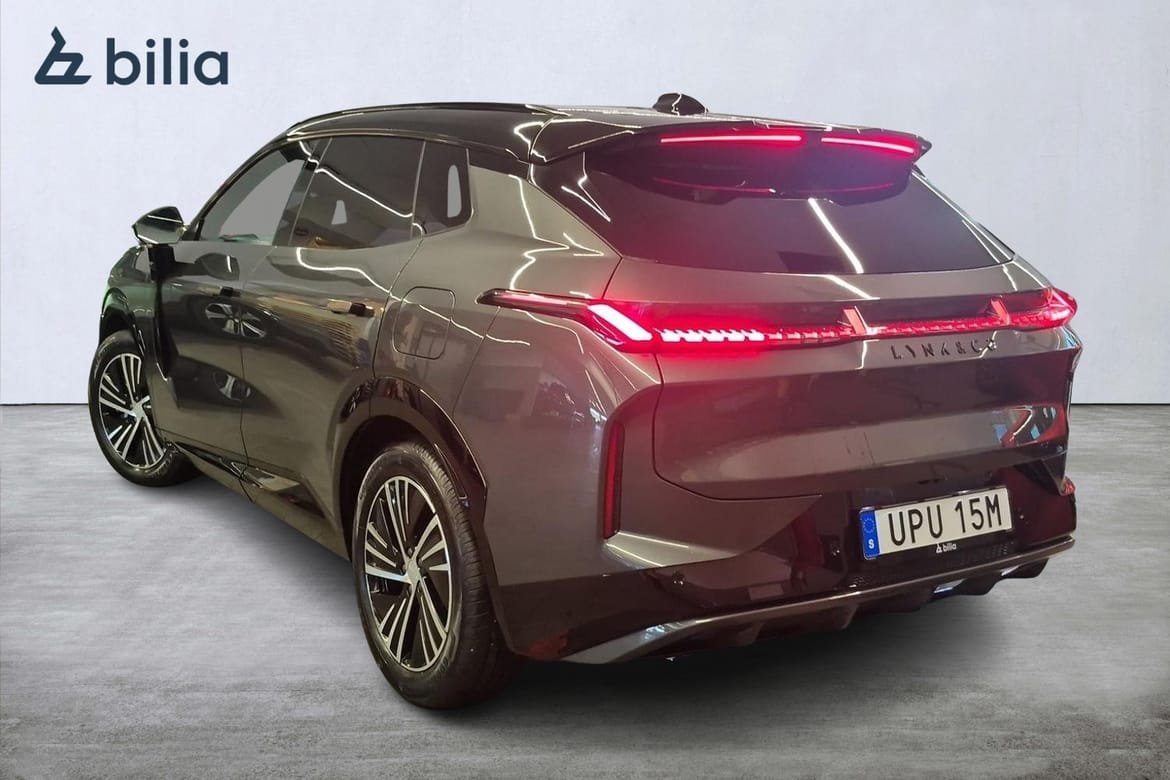 Lynk & Co 08 Core PHEV 360° 2025, kuva 6/10