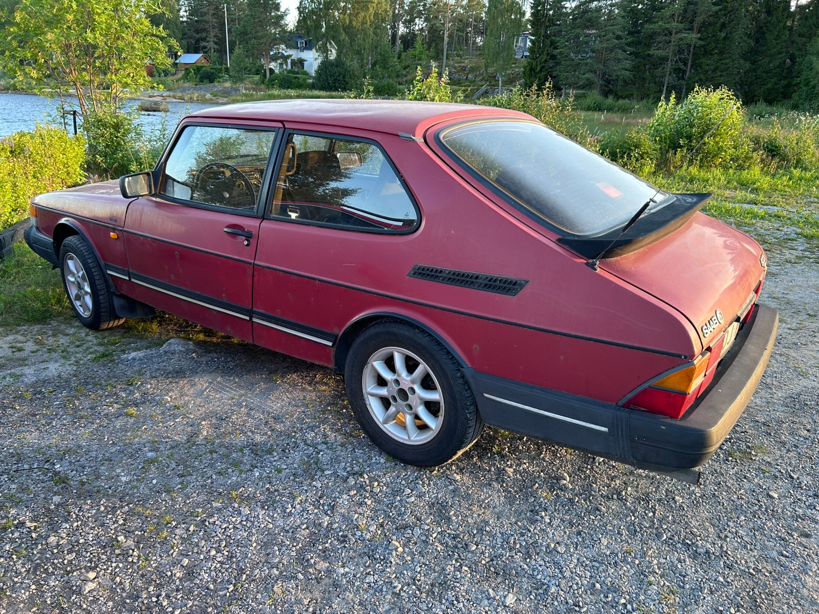 Saab 900