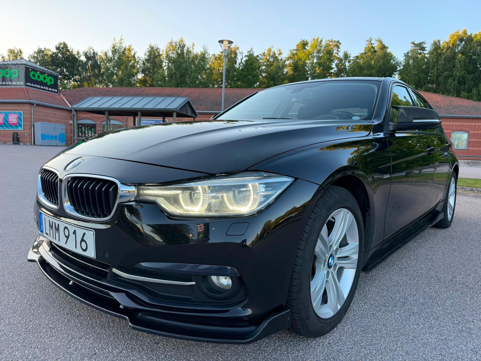 BMW 320 d xDrive Sedan Steptronic 2017, photo 3/10