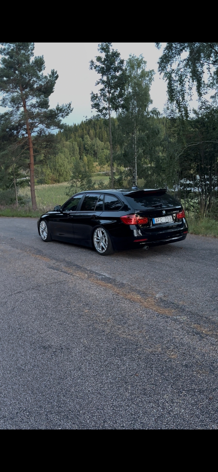 BMW 320 d Touring Manuell 2013, bild 2/7