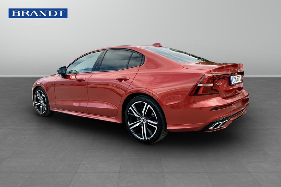 Volvo S60 T5 AWD R-Design 2020, bild 2/10
