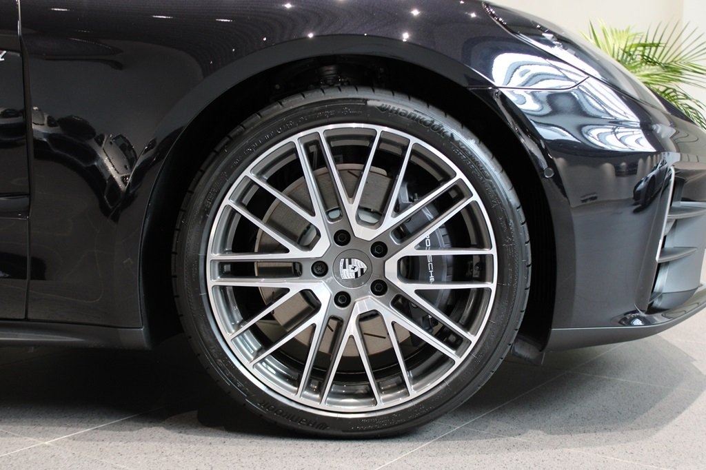 Porsche Panamera 4 E-Hybrid 2026, photo 7/20