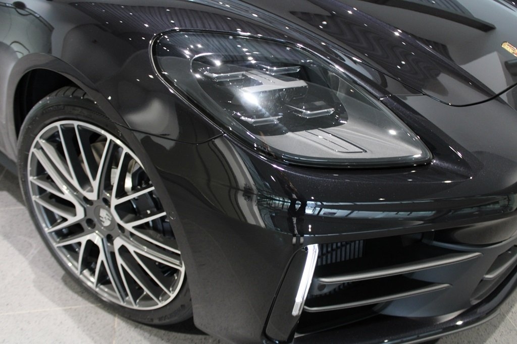 Porsche Panamera 4 E-Hybrid 2026, photo 5/20