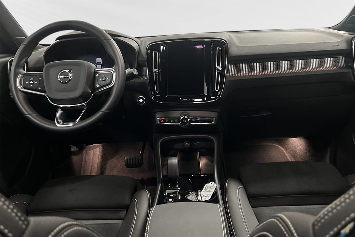 Volvo XC40 B3 FWD Bensin Plus Dark 2025, kuva 5/7