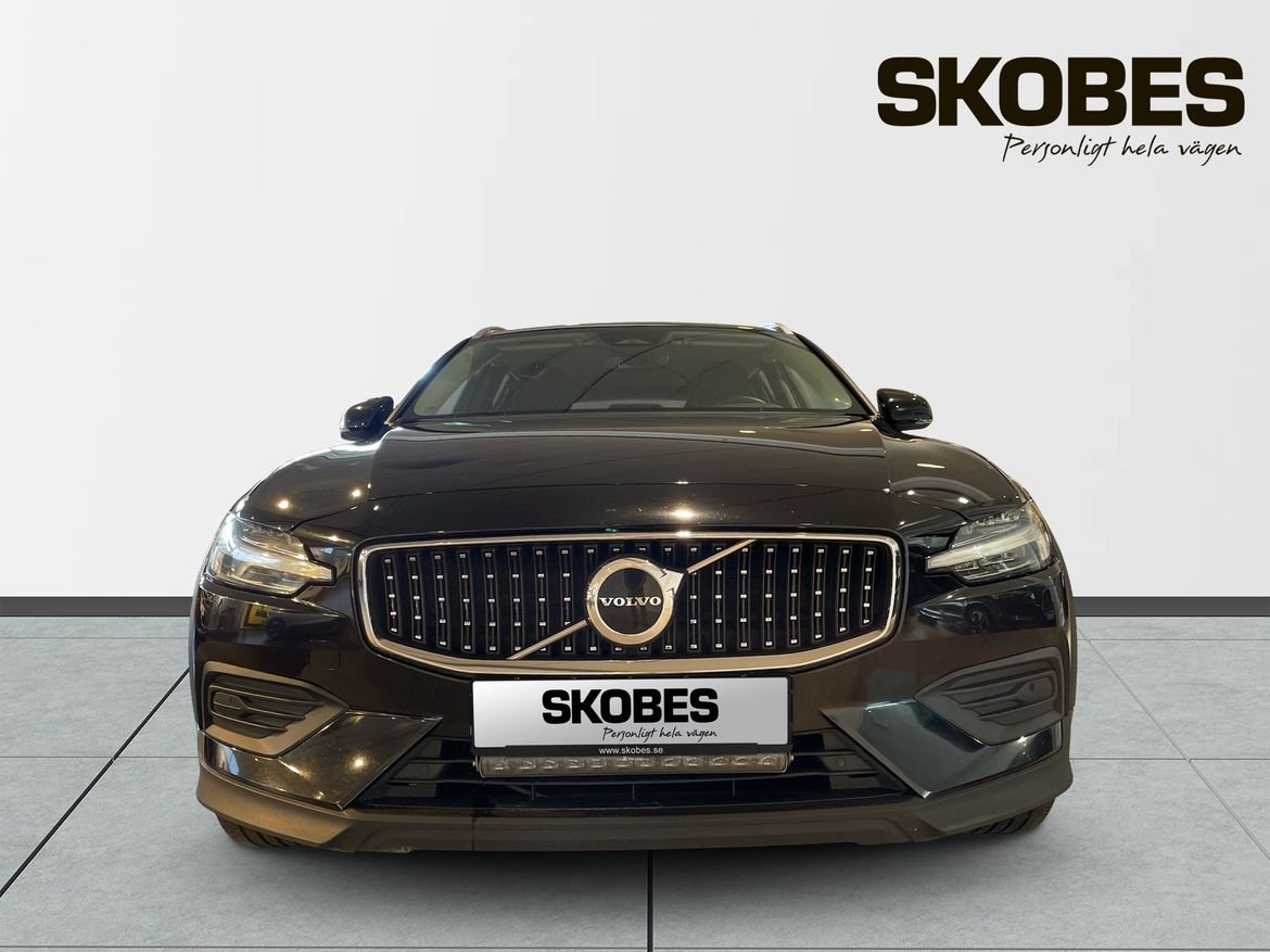 Volvo V60 Cross Country 2023, bild 2/19