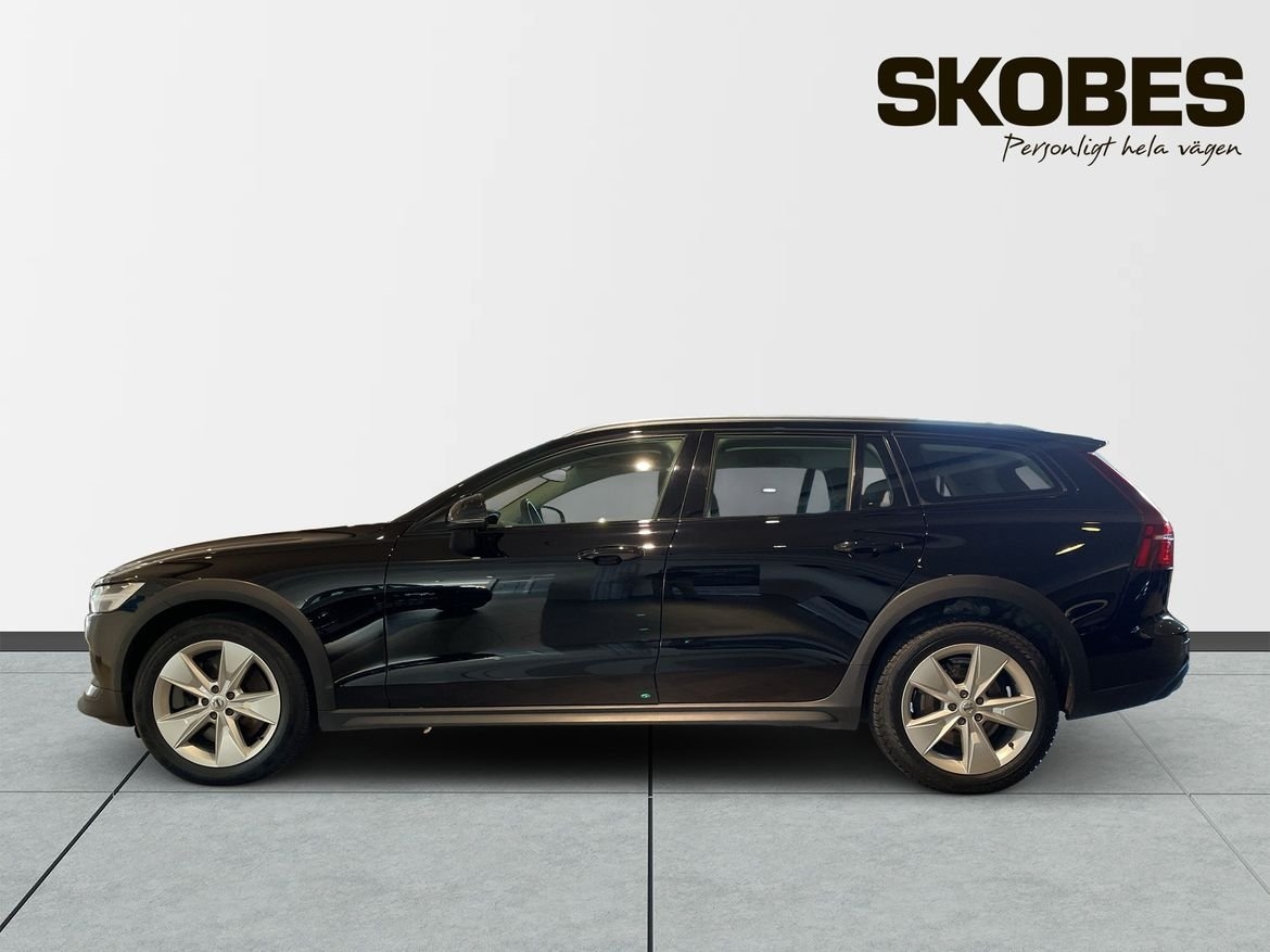Volvo V60 Cross Country 2023, bild 4/19