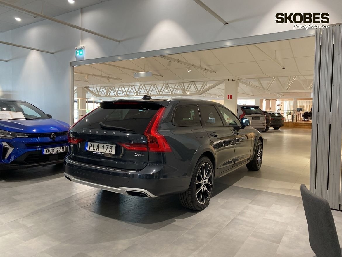 Volvo V90 Cross Country D5 AWD Pro 2018, bild 6/10