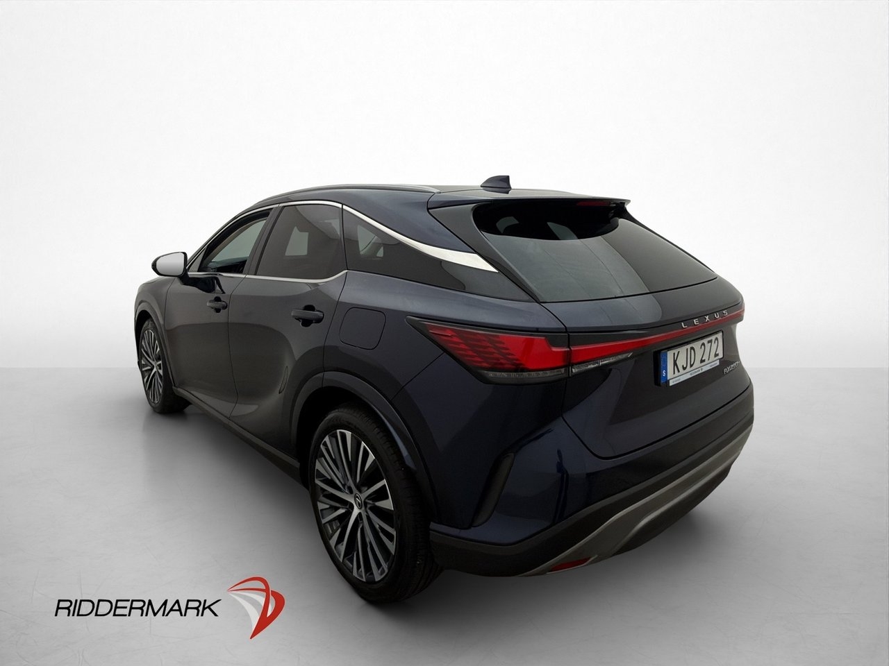 Lexus RX 450h+ AWD Executive Pano 2024, photo 5/36
