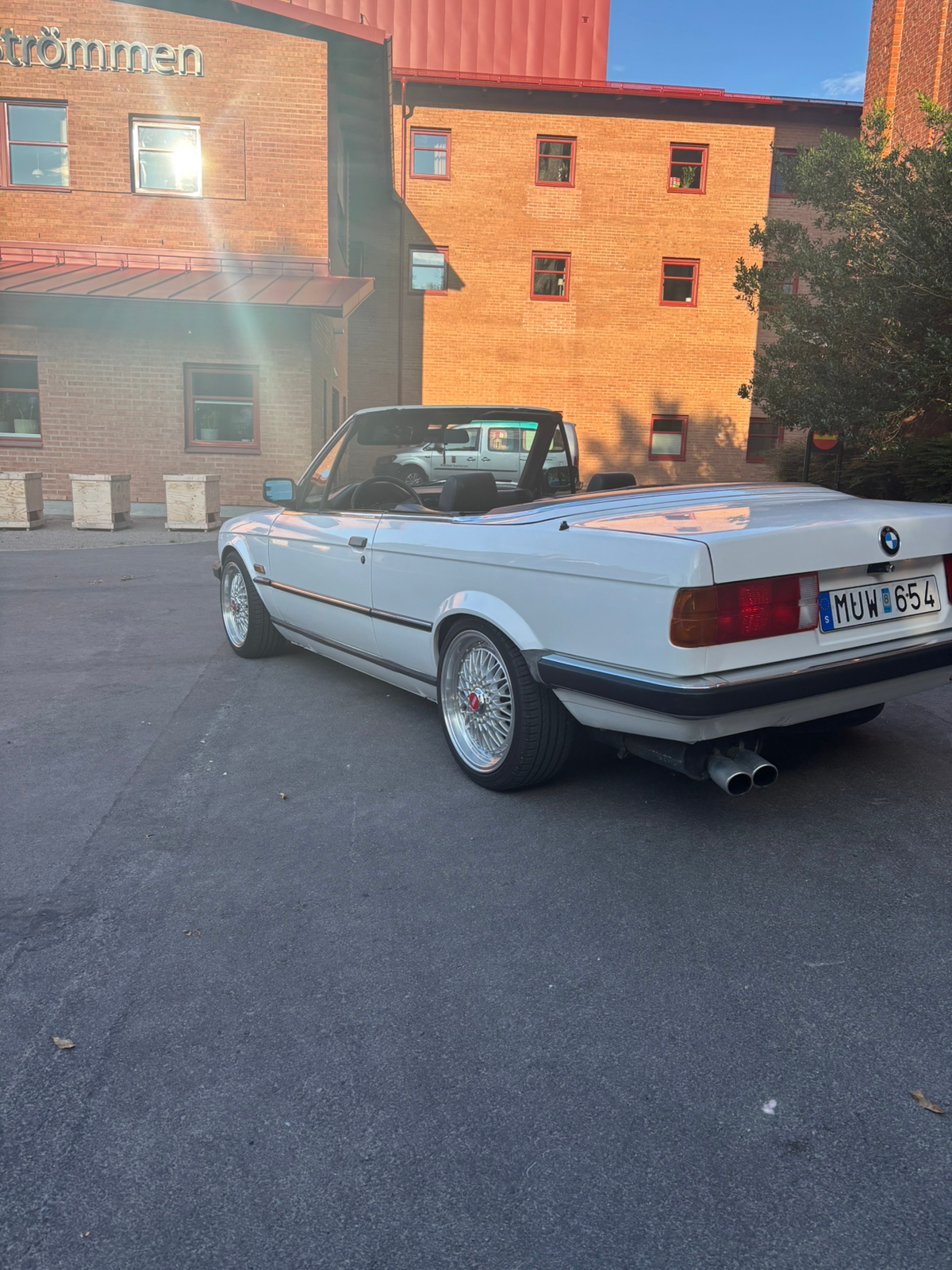 BMW 325 i Convertible Manuell 1987, bild 5/9