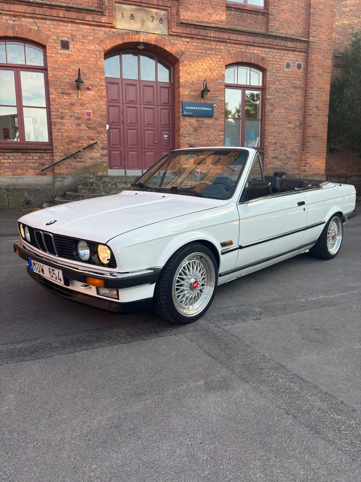 BMW 325