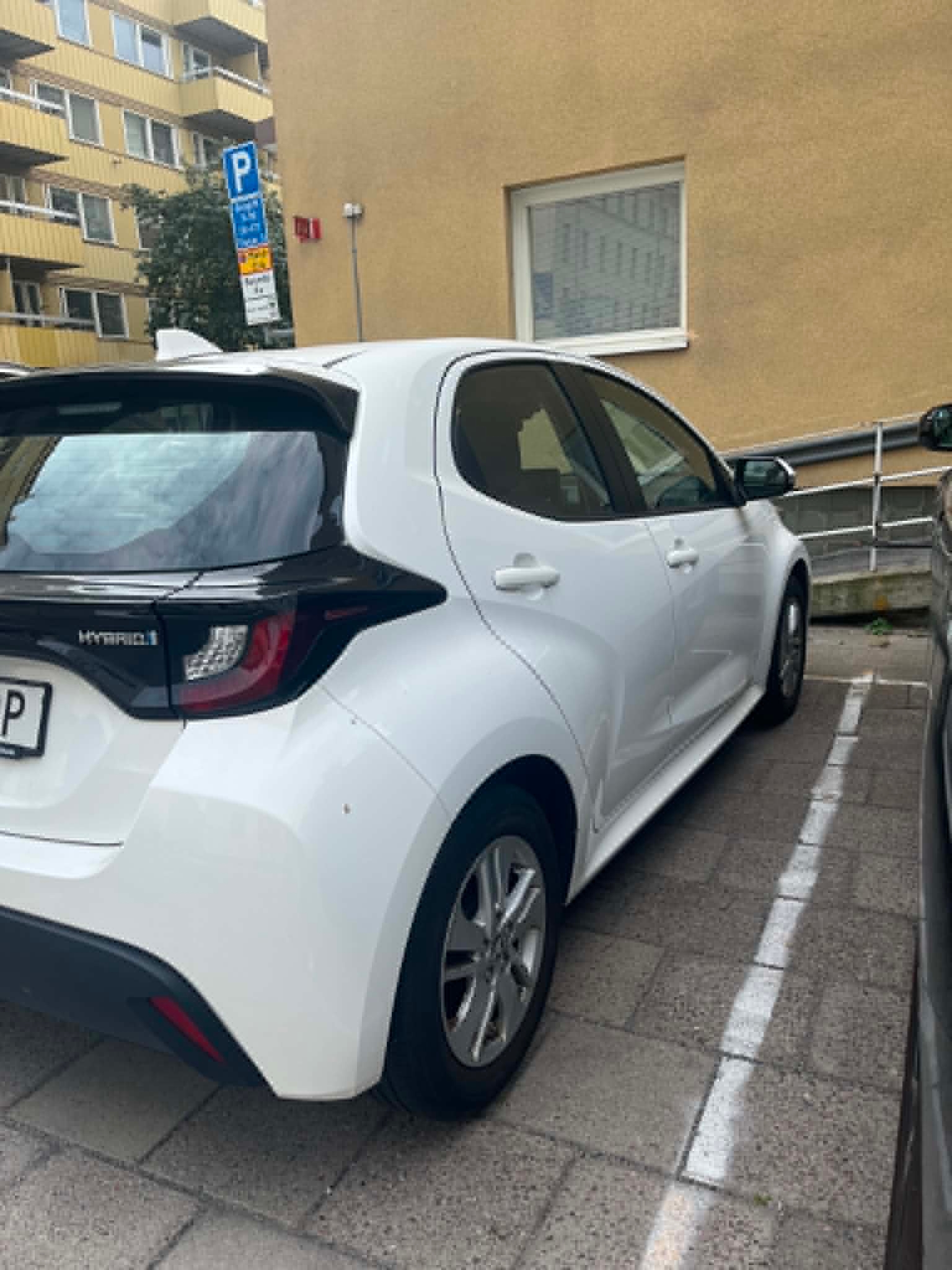 Toyota Yaris Hybrid CVT 2022, bild 3/10