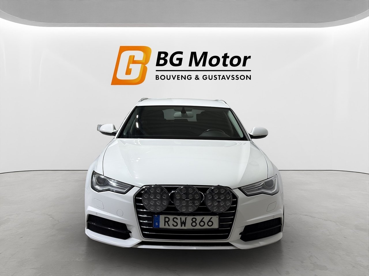 Audi A6 2017, photo 2/19