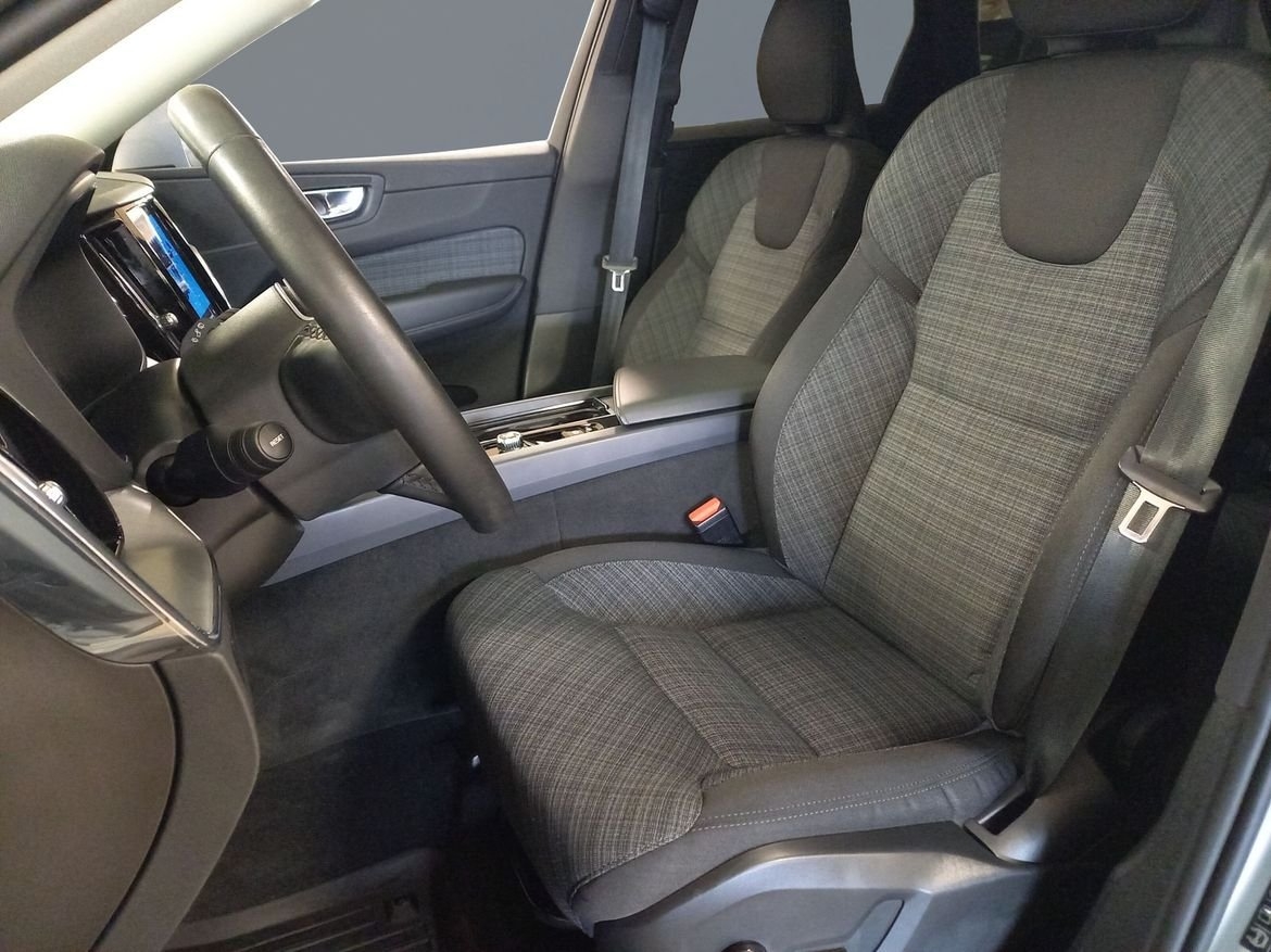 Volvo XC60 T6 AWD Core Special Edition 2025, bild 6/15