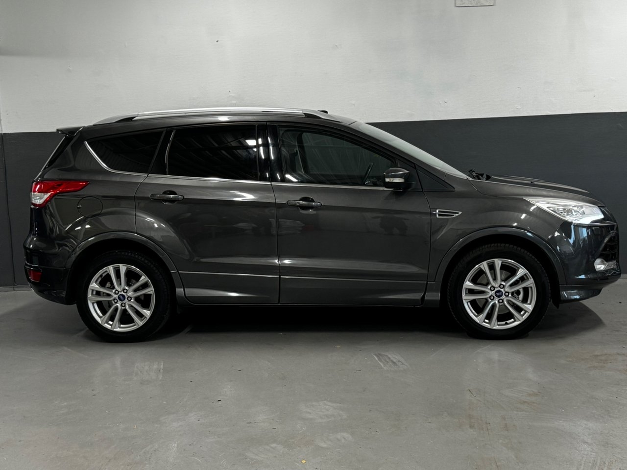 Ford Kuga 2016, bild 3/10