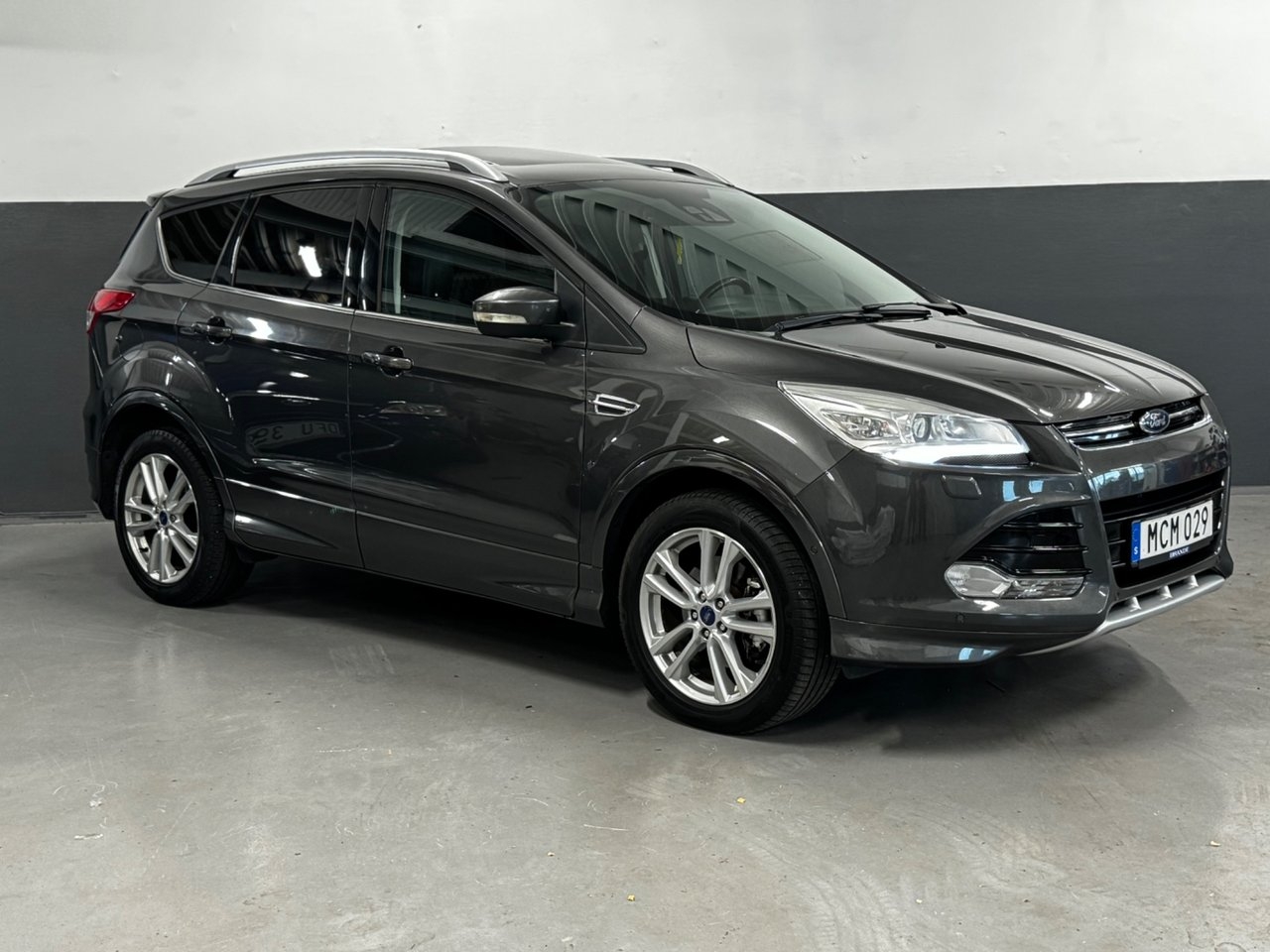 Ford Kuga 2016, bild 2/10