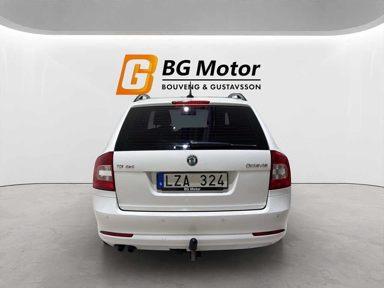 Skoda Octavia 2012, bild 6/18