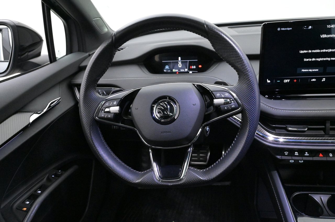 Skoda Enyaq 80 Sportline Drag Pano 2022, photo 7/10
