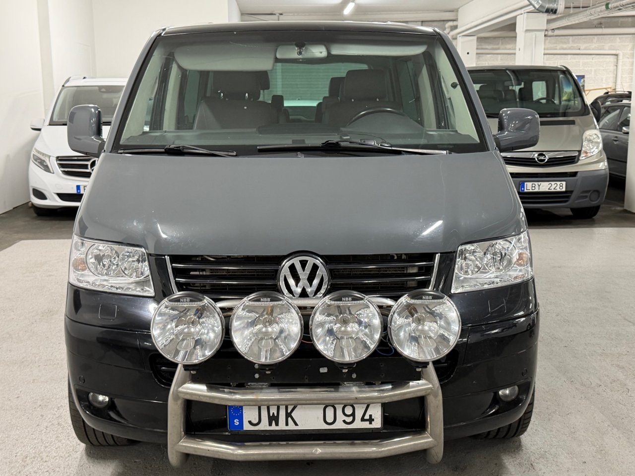 Volkswagen Multivan 2009, bild 3/10