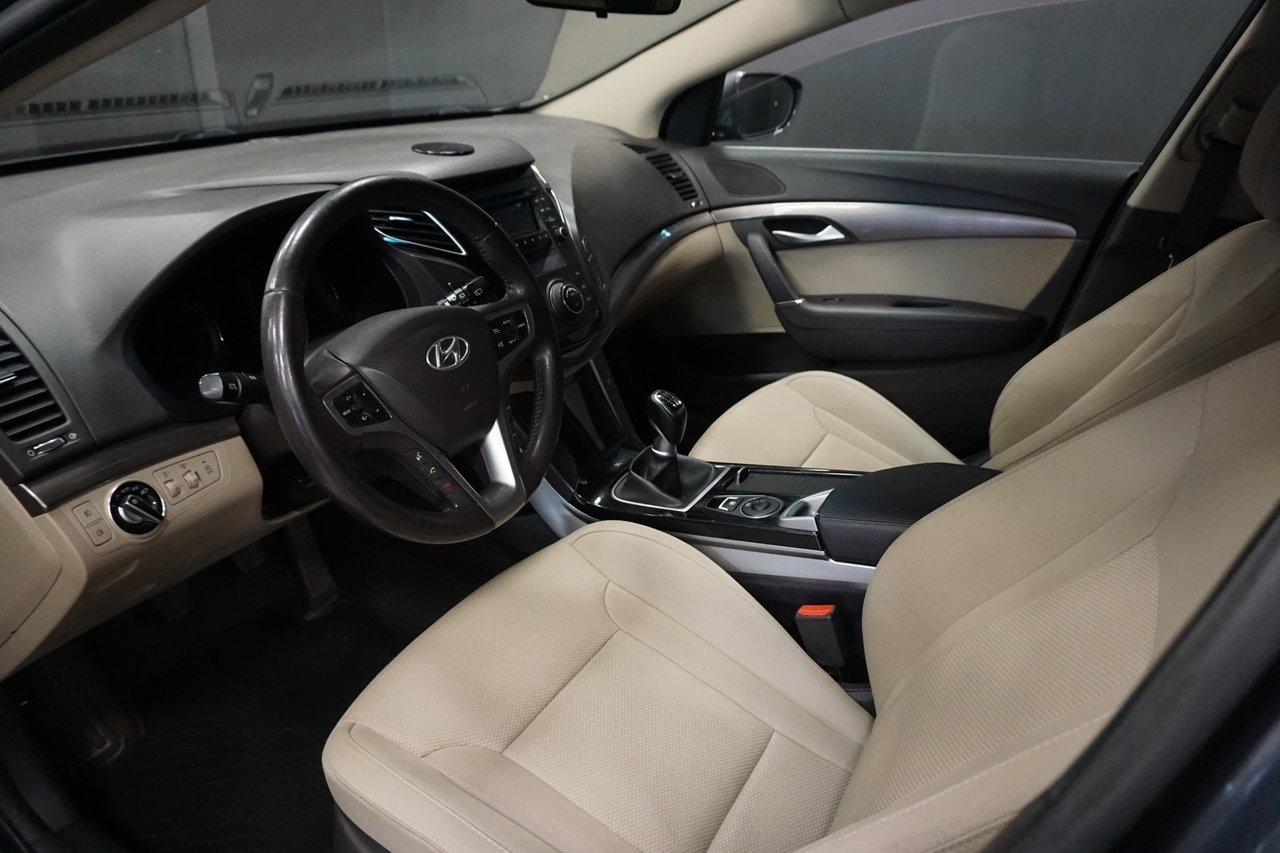Hyundai i40 cw 1.7 CRDi Select Euro 5 2013, bild 5/10