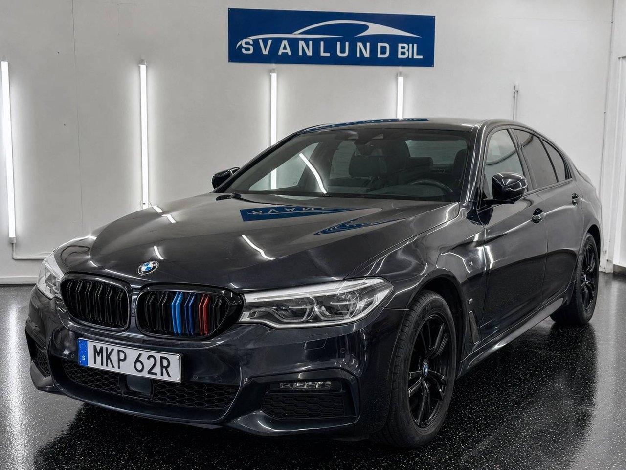 BMW 530