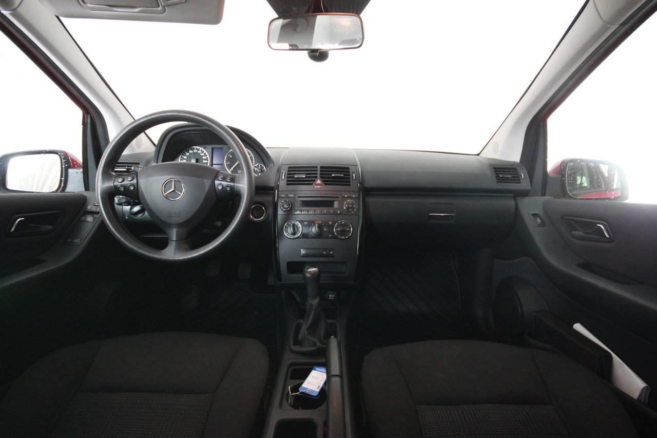 Mercedes-Benz A 160 Classic 2010, bild 5/5