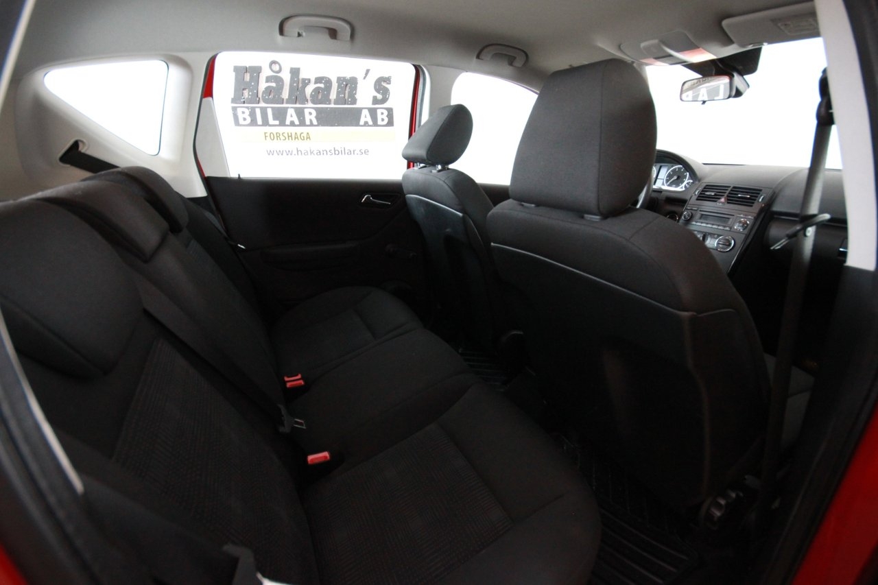Mercedes-Benz A 160 Classic 2010, bild 4/5