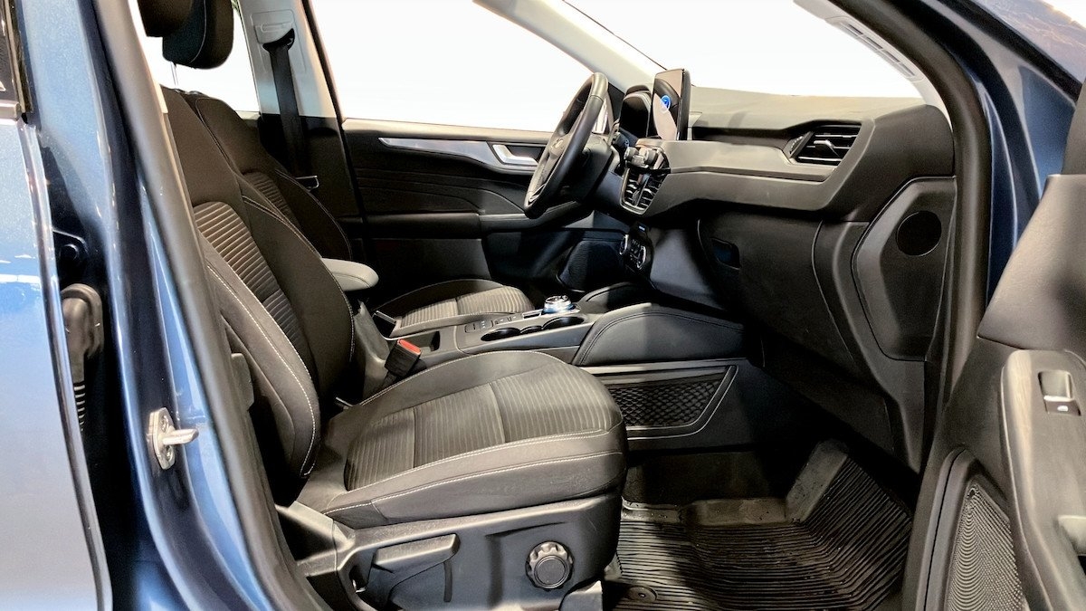Ford Kuga Titanium PHEV 225hk 2021, bild 3/10