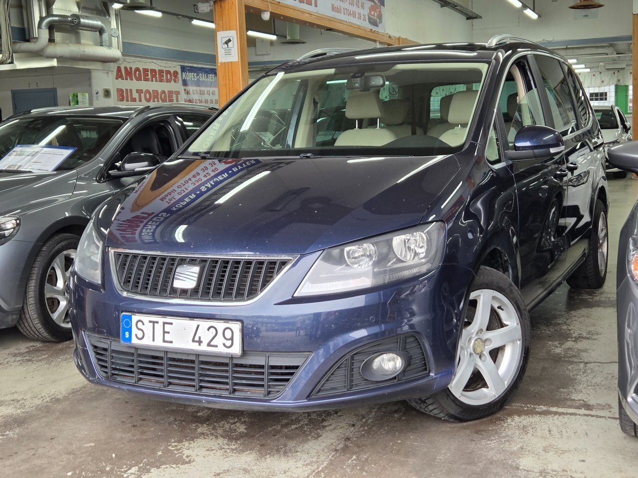 Seat Alhambra 7-Sits 2.0 TDI Ecomotive 2012, bild 2/18