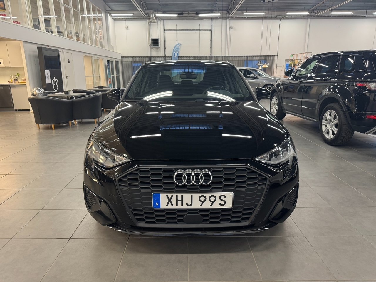 Audi A3 Sedan 35 TFSI Comfort 2021, bild 2/10