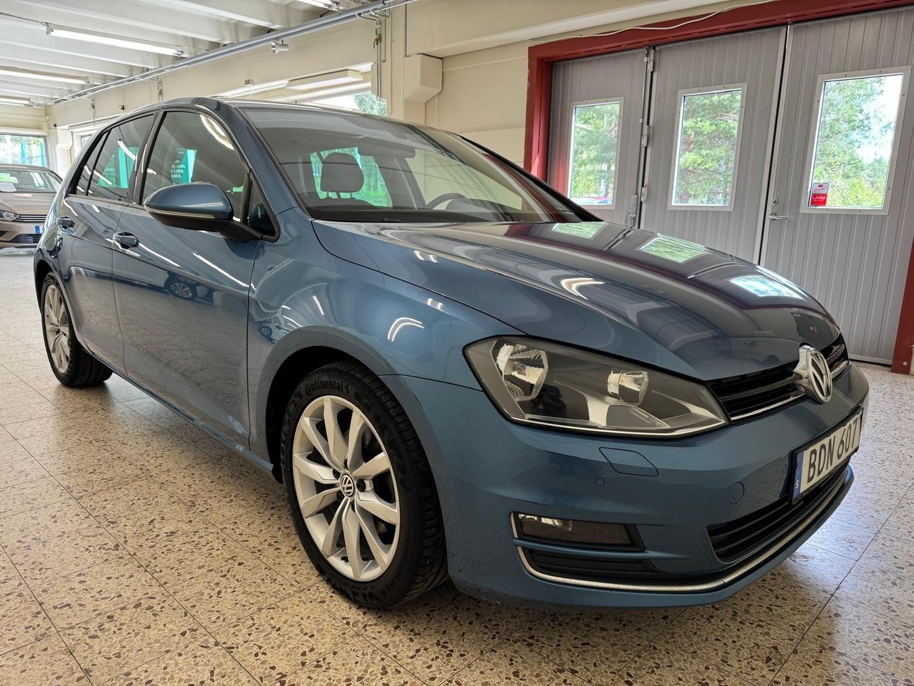 Volkswagen Golf 5-dörrar 1.4 TSI 140hk 2014, kuva 2/10