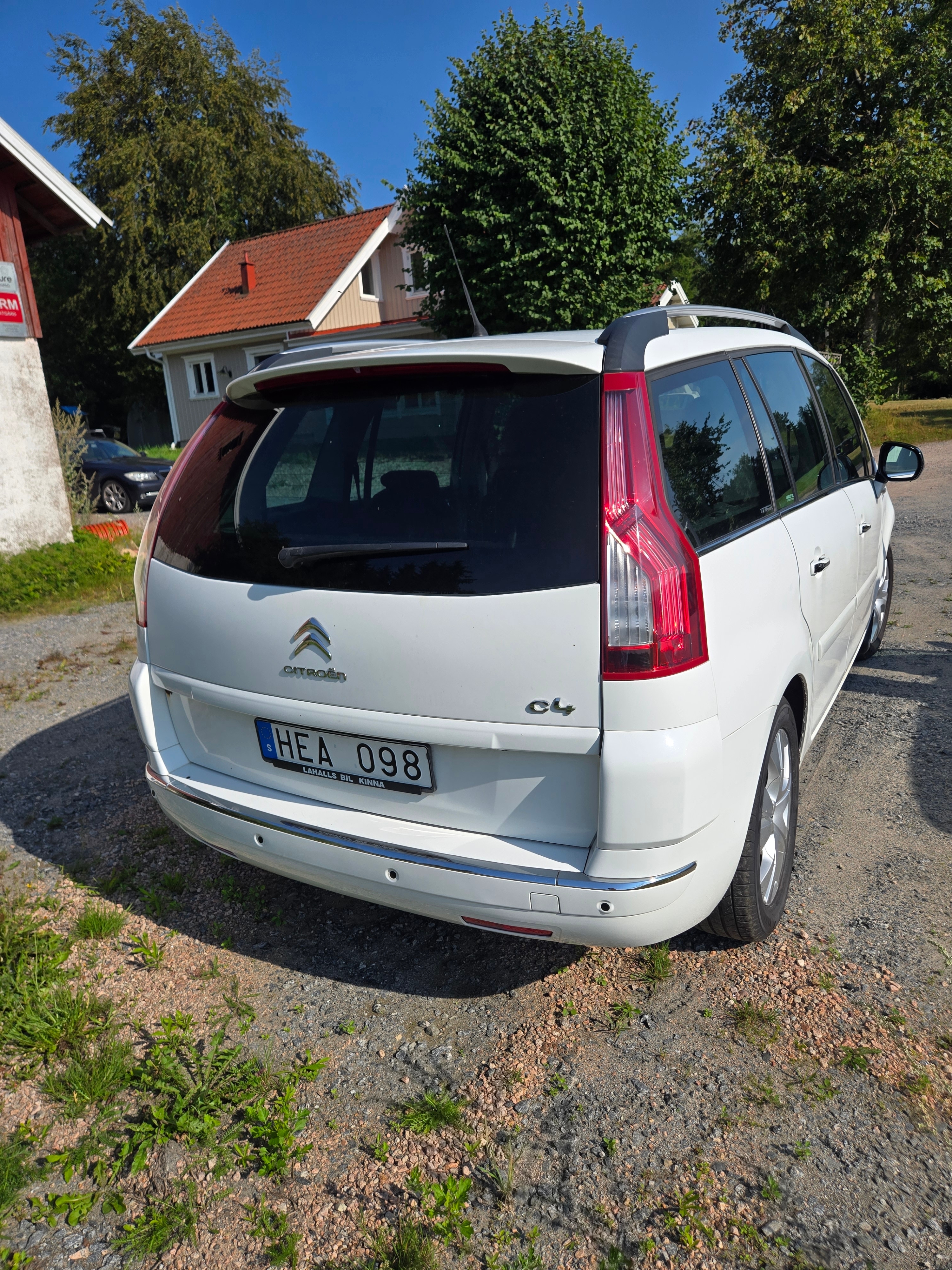 Citroen Grand C4 Picasso 2012, kuva 3/8