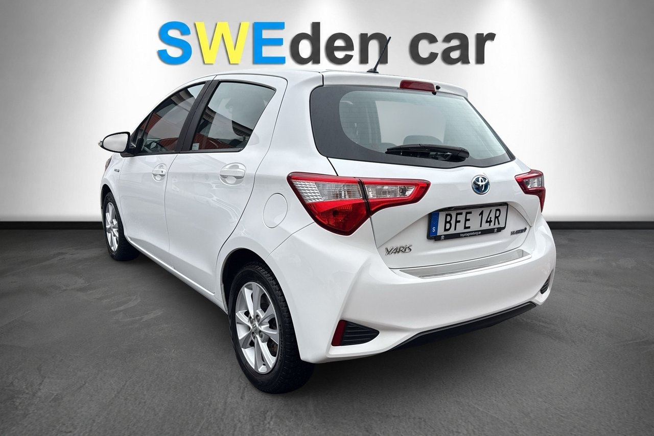 Toyota Yaris Hybrid e-CVT Active Euro 6 2019, kuva 3/10
