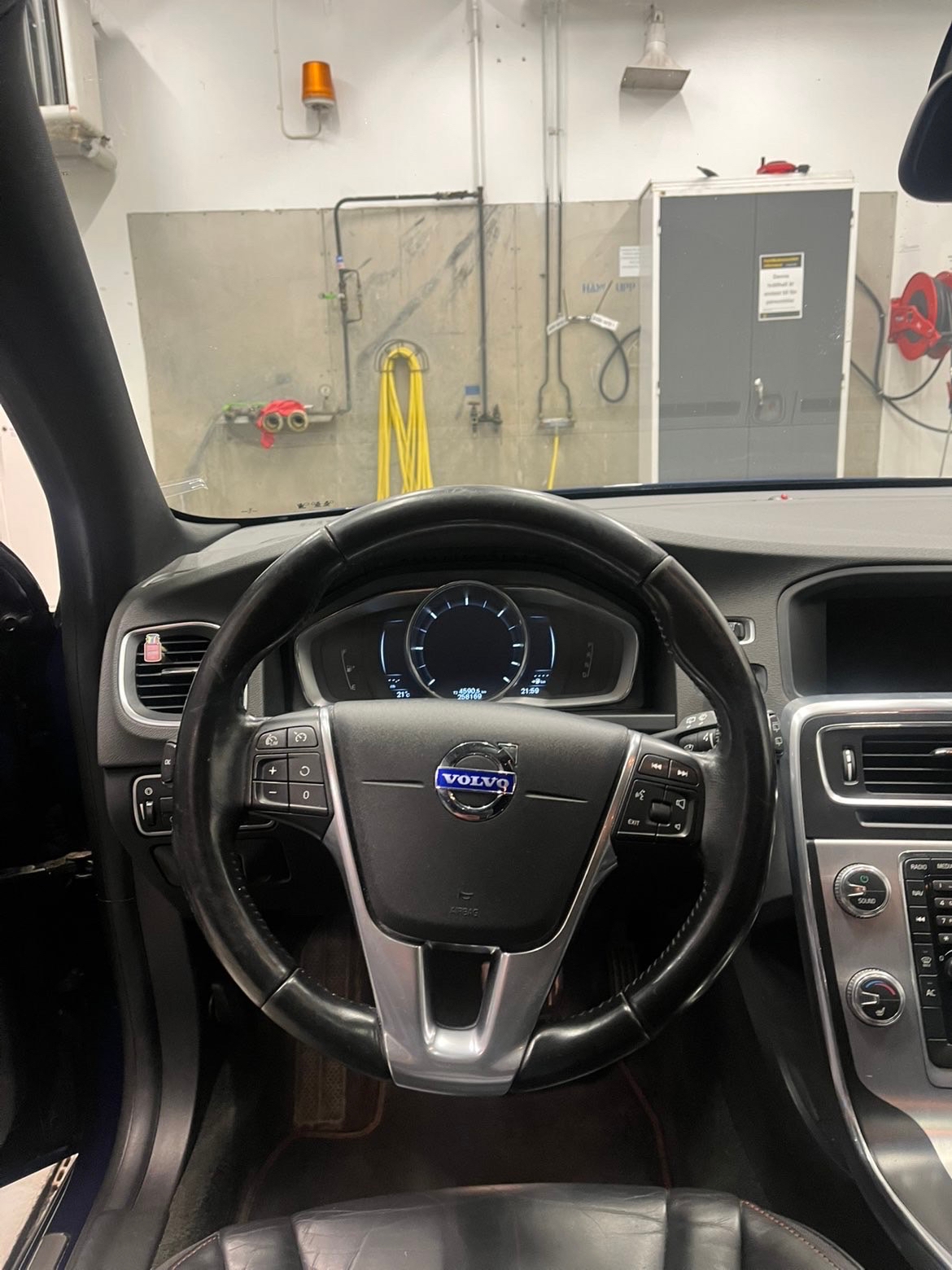 Volvo V60 D4 AWD Geartronic 2015, bild 7/7