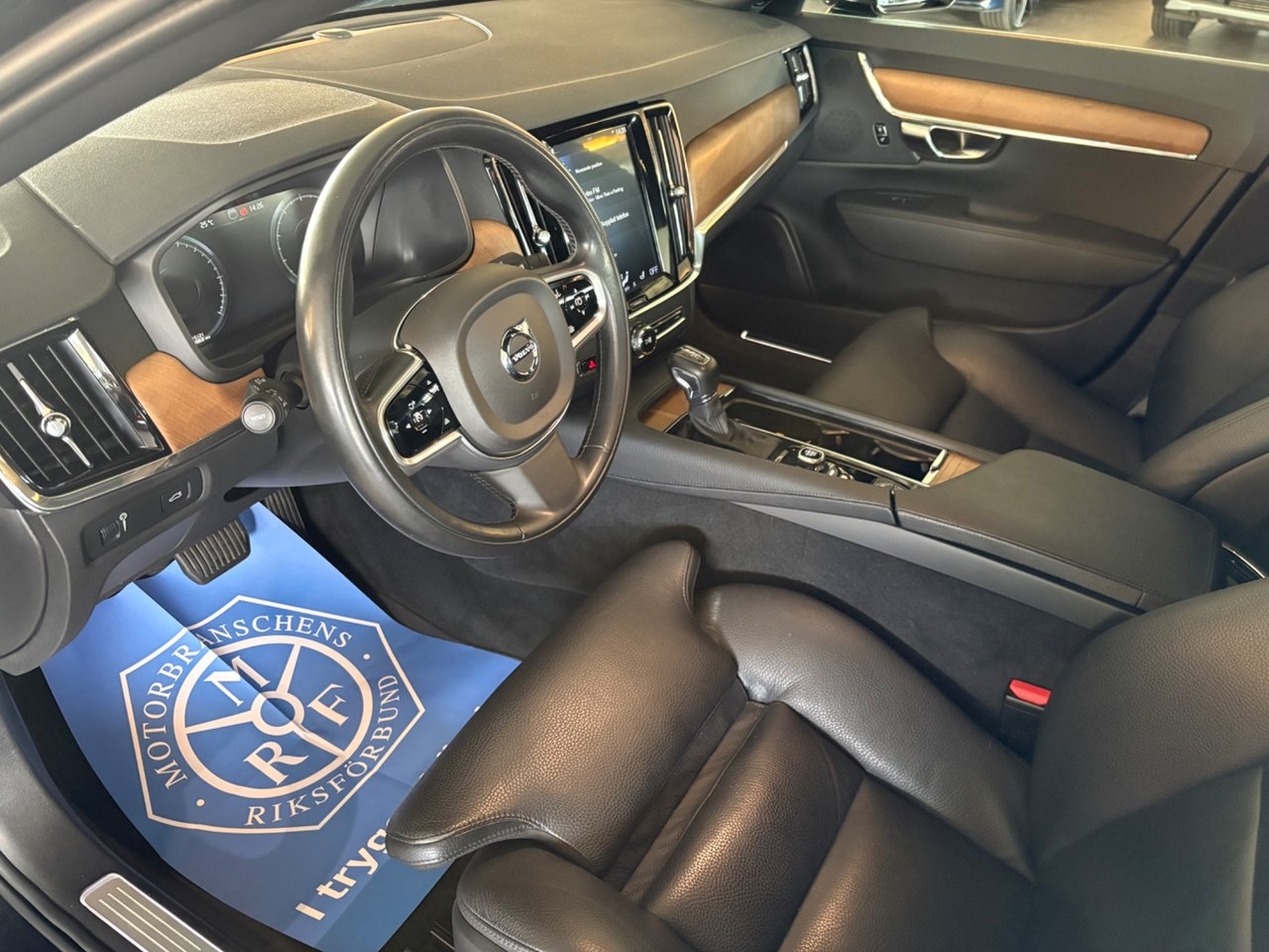 Volvo S90 2018, kuva 7/10