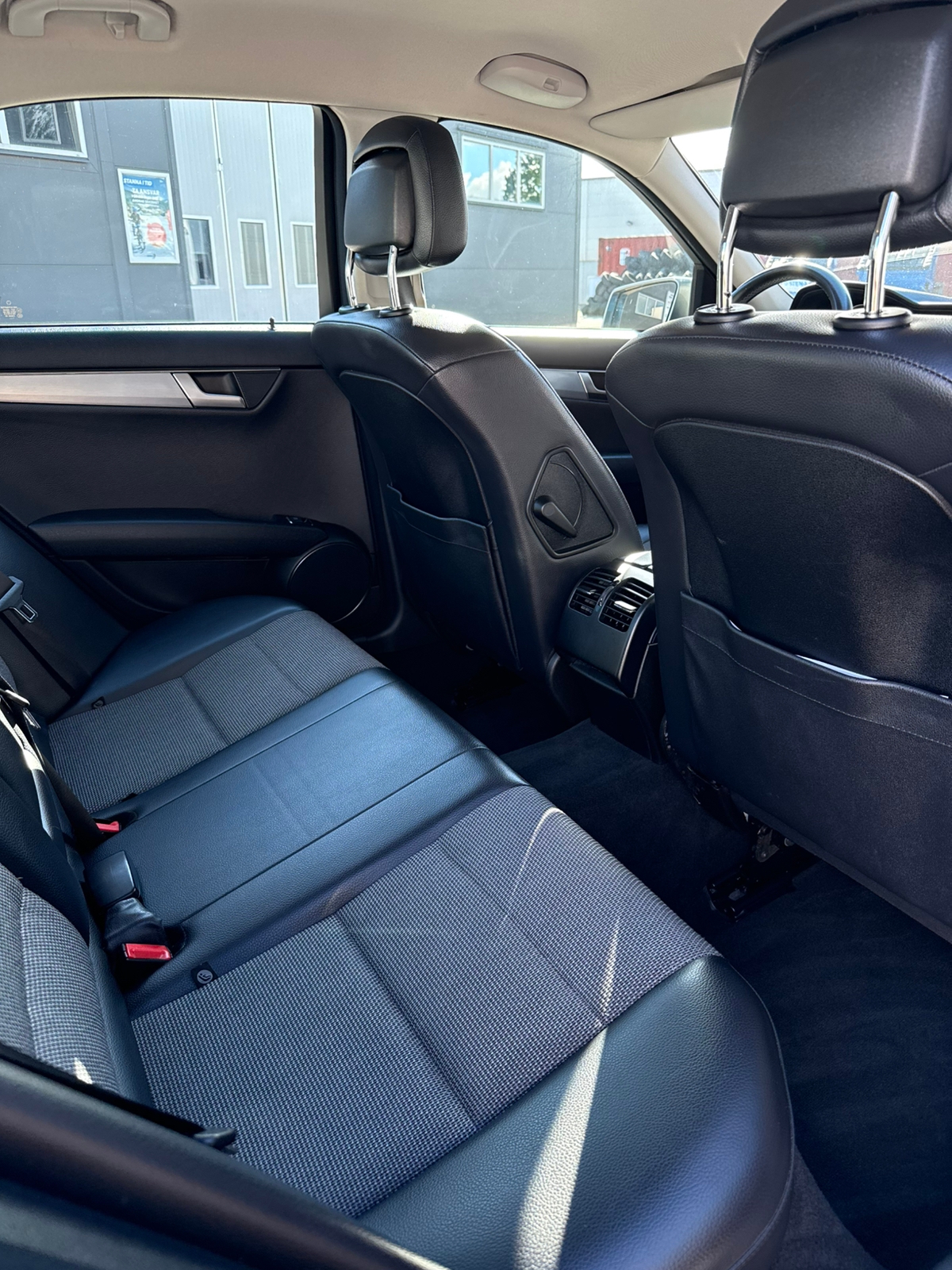 Mercedes-Benz C 2012, bild 6/7