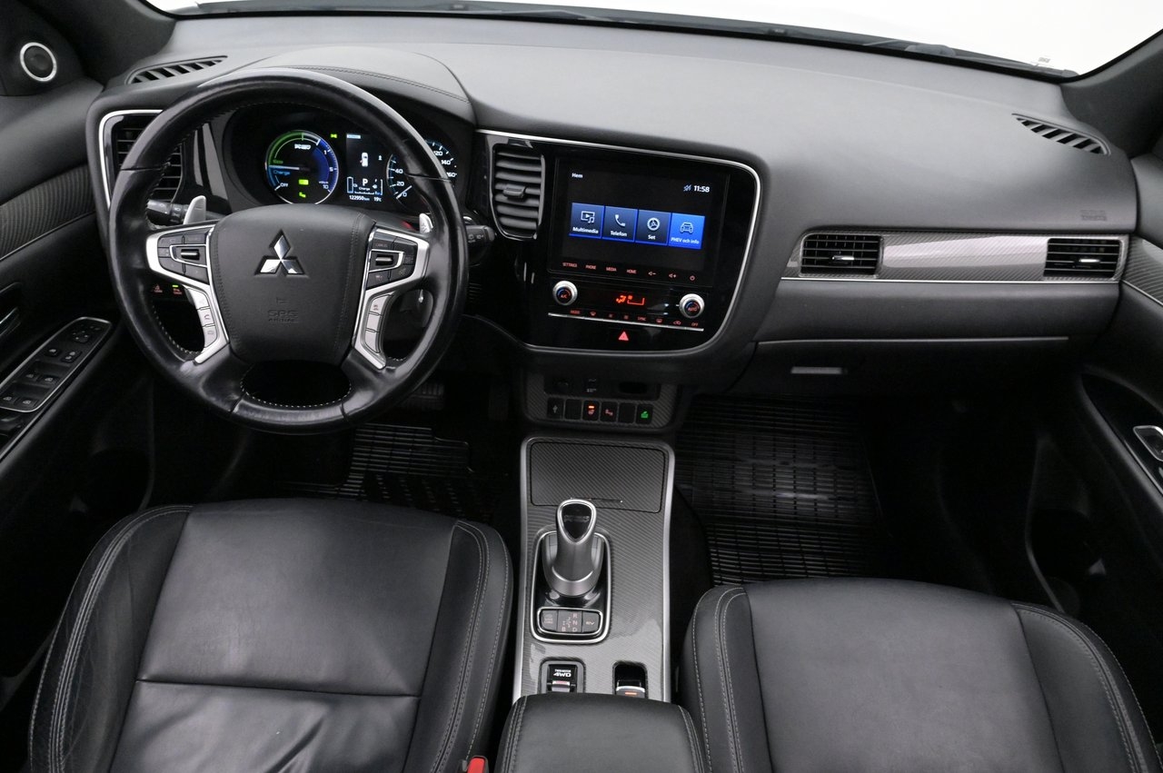 Mitsubishi Outlander 2020, bild 6/10