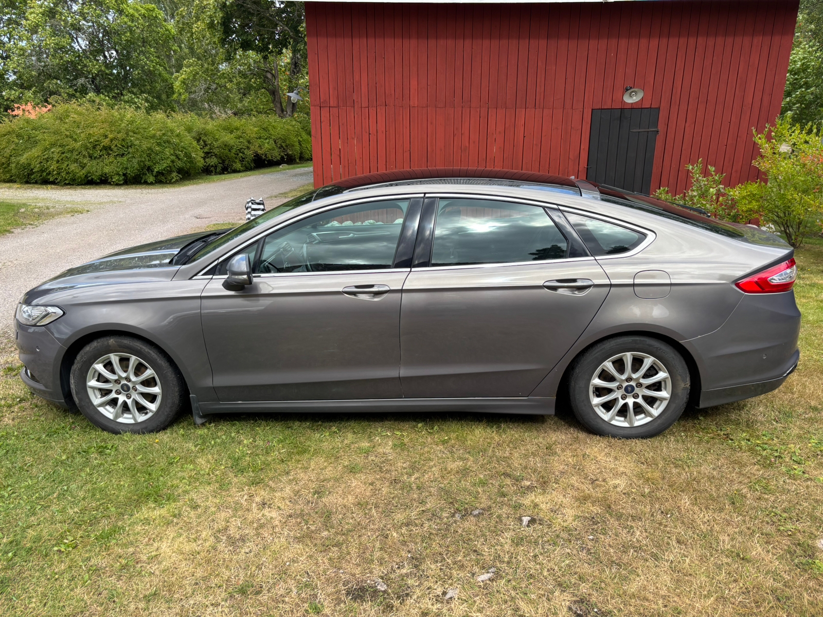 Ford Mondeo 1.6 TDCi ECOnetic Manuell 2015, photo 5/10