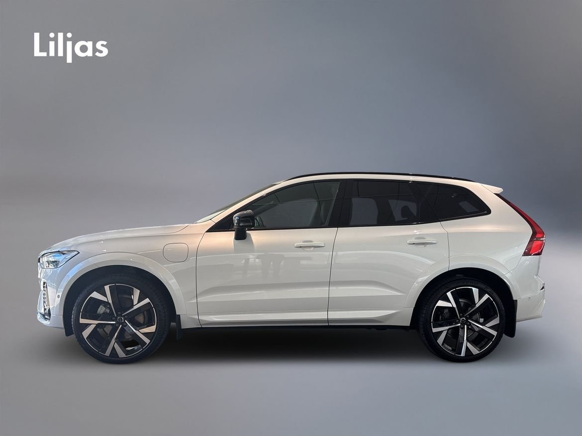 Volvo XC60 T8 Plus Black Nordic Edition 2026, photo 3/14