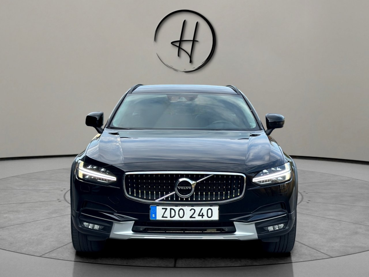 Volvo V90 Cross Country 2018, bild 3/10