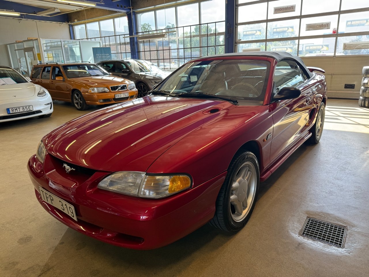Ford Mustang 5.0 V8 GT Convertible 1994, photo 6/10