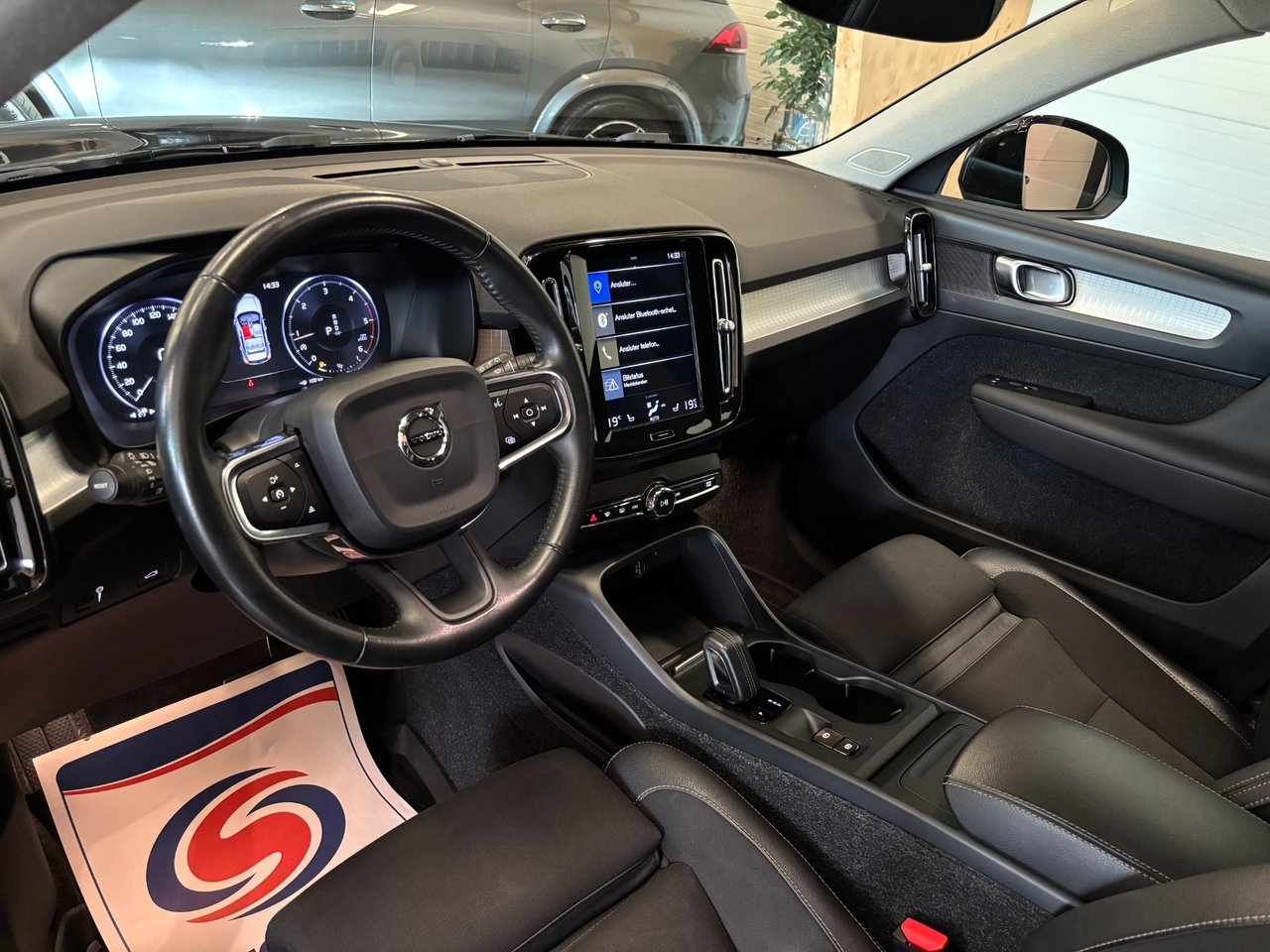 Volvo XC40 2019, kuva 5/22