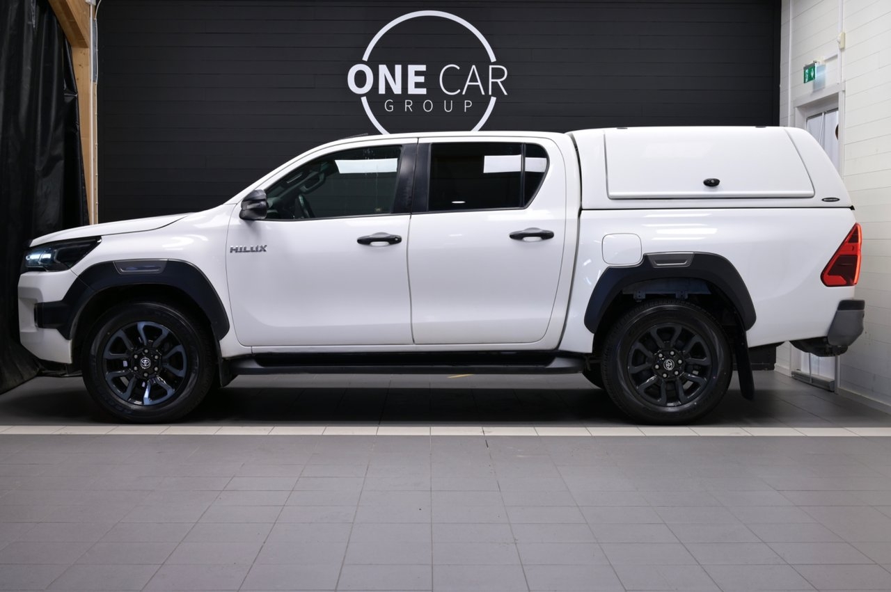 Toyota HiLux 2021, photo 3/10