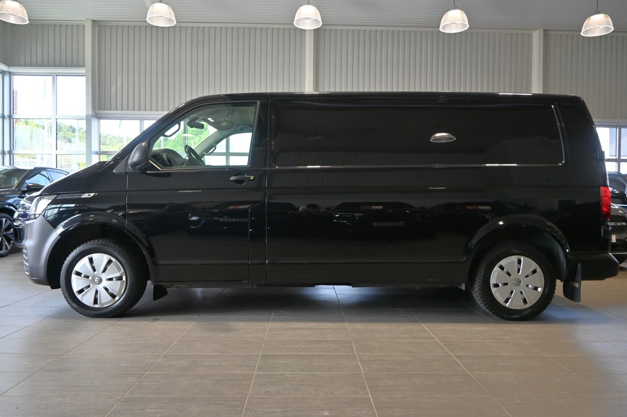 Volkswagen Transporter 2024, bild 2/22