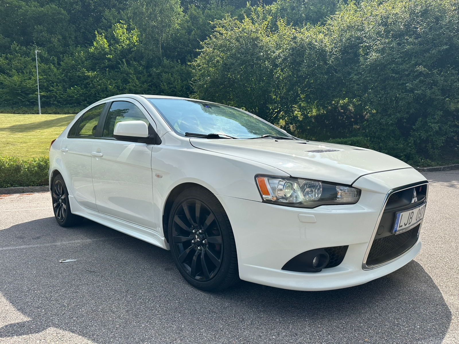Mitsubishi Lancer