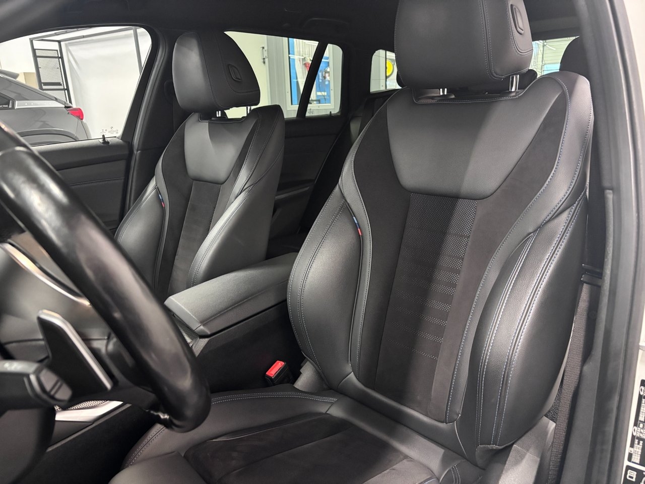 BMW 320 2021, bild 5/10
