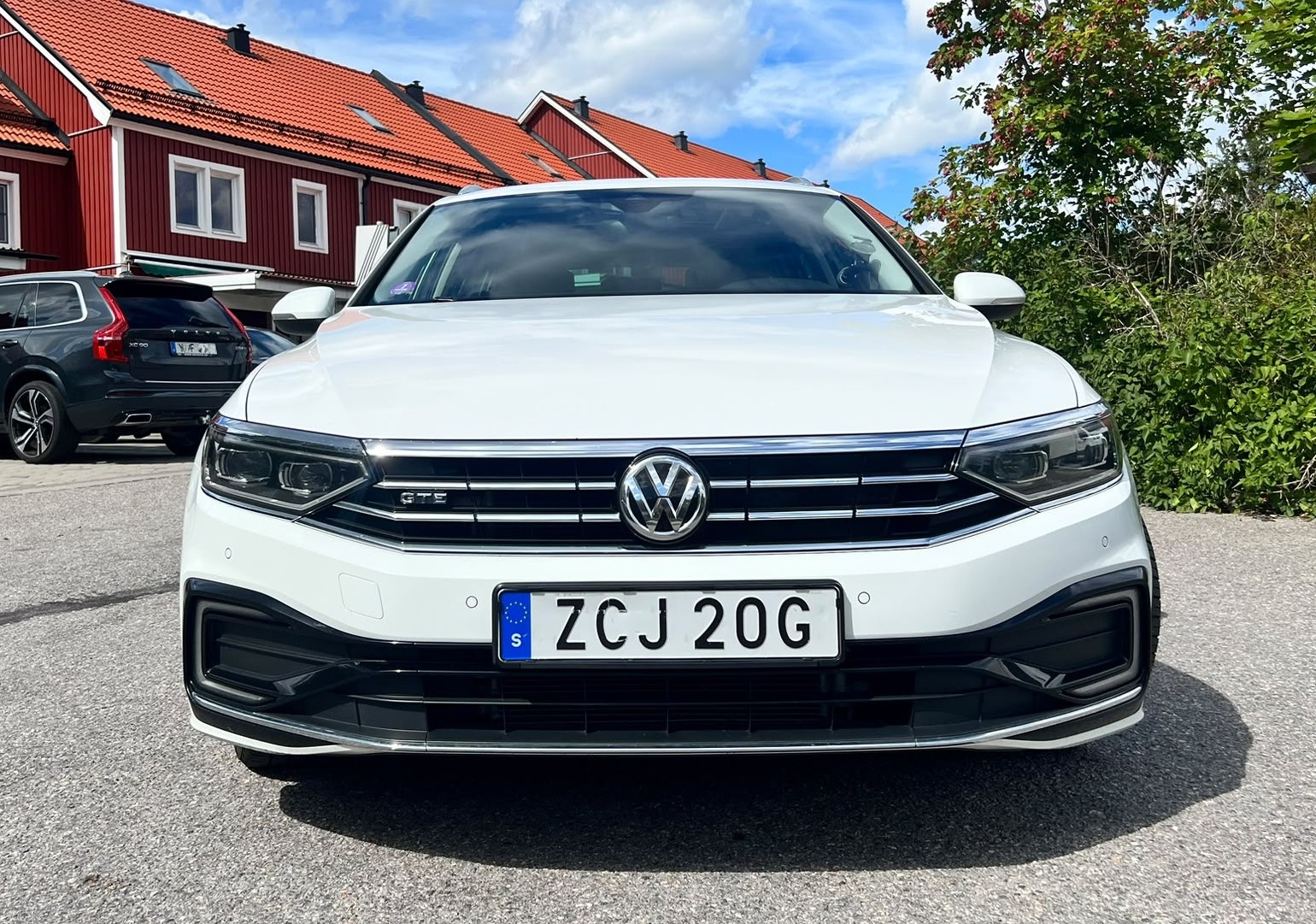 Volkswagen Passat 2020, bild 2/9